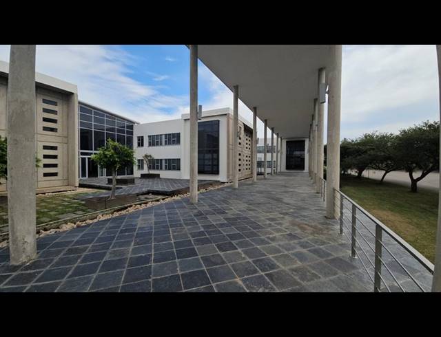 BUSINESS PROPERTY TO RENT IN ALLANDALE